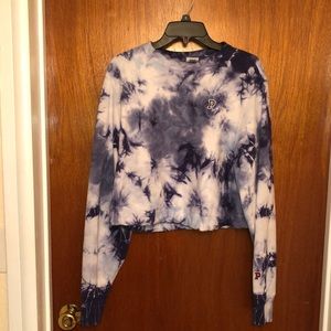 Victoria’s Secret cropped crew neck